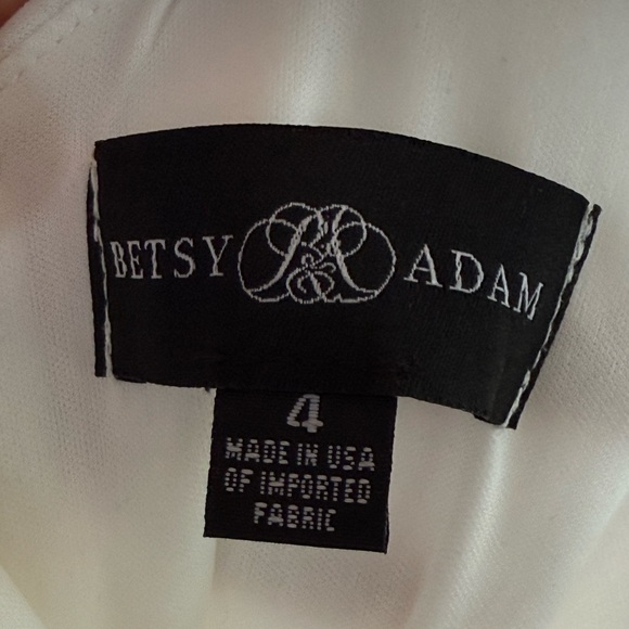 Betsy & Adam White Drape Back Dress - Picture 4 of 10